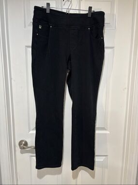 BELLE BY KIM GRAVEL Black Elastic Waist Pull On Straight Leg Jeans